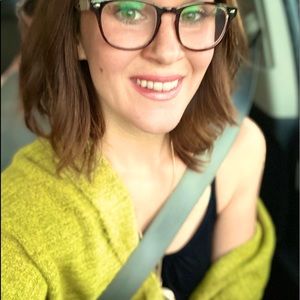 Meet your Posher, Ashley